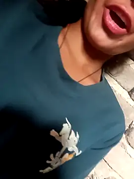 Aaisha-16 online show from 12, 4, 2026