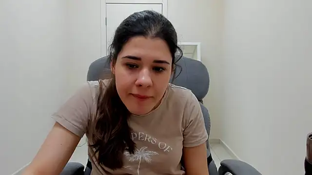 Joannia online show from 6, 3, 2026