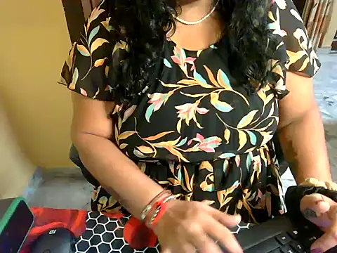 veena kaur online show from 17, 9, 2025
