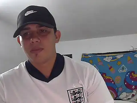 Snapshot of Alex_man23 chatting on 1, 10, 2025 Alex man23 online show from 1, 10, 2025