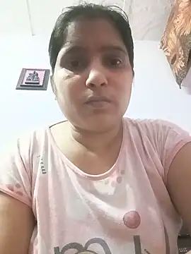 Snapshot of aliya-jaan71 chatting on 12, 5, 2026 aliya-jaan71 online show from 12, 5, 2026