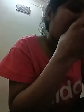 Snapshot of aliya-jaan71 chatting on 21, 5, 2026 aliya-jaan71 online show from 21, 5, 2026