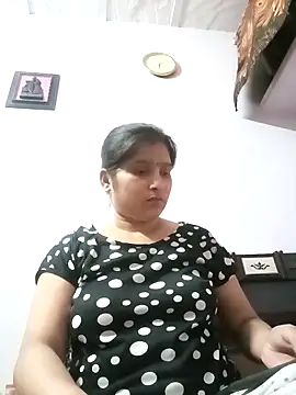 Snapshot of aliya-jaan71 chatting on 11, 5, 2026 aliya-jaan71 online show from 11, 5, 2026