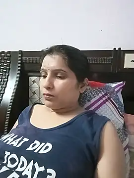aliya-jaan71 online show from 3, 8, 2026