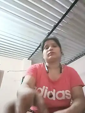 Snapshot of aliya-jaan71 chatting on 2, 6, 2026 aliya-jaan71 online show from 2, 6, 2026