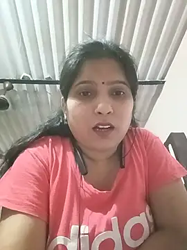 Snapshot of aliya-jaan71 chatting on 29, 5, 2026 aliya-jaan71 online show from 29, 5, 2026