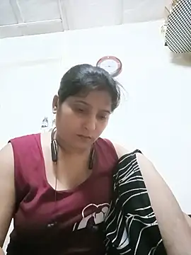Snapshot of aliya-jaan71 chatting on 12, 6, 2026 aliya-jaan71 online show from 12, 6, 2026