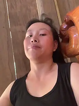 huong-18 online show from 17, 10, 2025