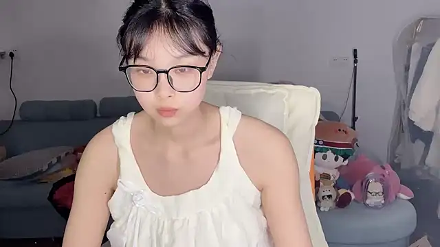 Akong11 online show from 19, 4, 2026