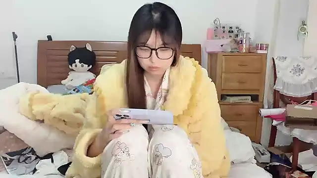 Akong11 online show from 5, 12, 2025