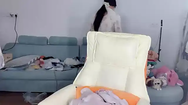 Akong11 online show from 16, 4, 2026