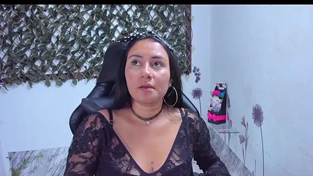 Luna021 1 online show from 15, 11, 2025