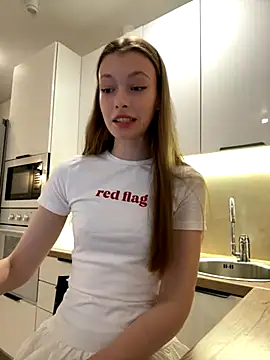 FriendlyFire 18 online show from 25, 10, 2025