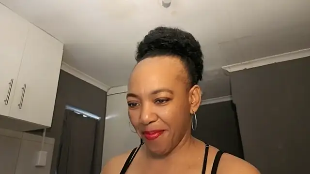 Lillyan N online show from 5, 2, 2026