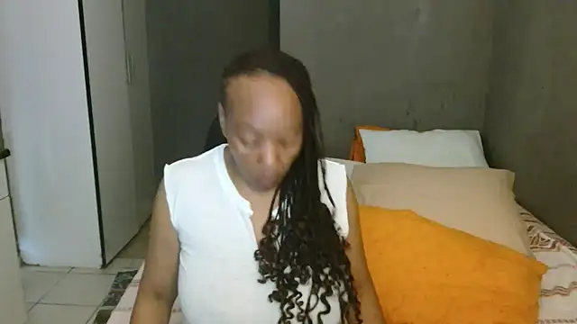 Snapshot of Lillyan_N chatting on 17, 6, 2026 Lillyan N online show from 17, 6, 2026
