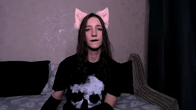 Snapshot of SilverMuse_ chatting on 25, 10, 2025 SilverMuse online show from 25, 10, 2025