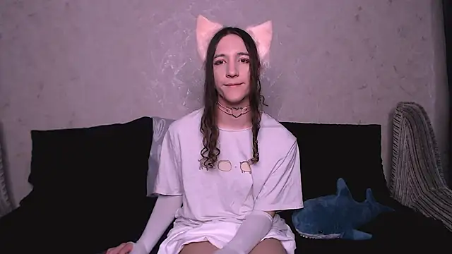 Snapshot of SilverMuse_ chatting on 21, 11, 2025 SilverMuse online show from 21, 11, 2025