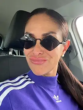 ainaht online show from 14, 4, 2026