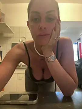 ainaht online show from 7, 4, 2026