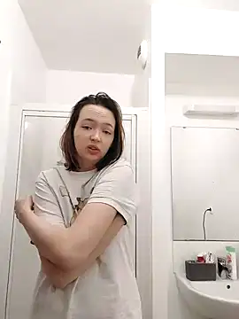 Snapshot of MaitresseMermaid chatting on 9, 5, 2026 MaitresseMermaid online show from 9, 5, 2026