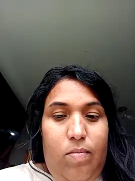 Girl luna  online show from 3, 10, 2025