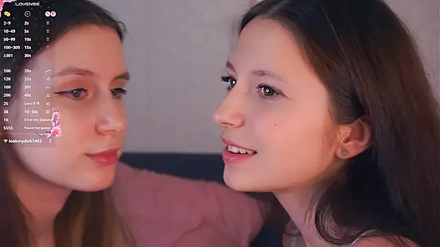 GabrielleLynchard online show from 2, 12, 2025