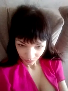 AliceSwan1122 online show from 4, 7, 2026