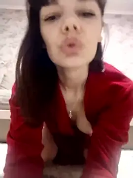 AliceSwan1122 online show from 6, 4, 2026