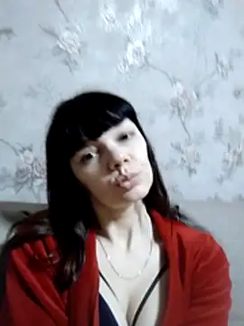 AliceSwan1122 online show from 2, 4, 2026