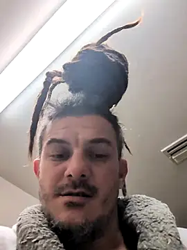 Clownboi17 online show from 20, 11, 2025