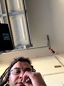 Clownboi17 online show from 5, 11, 2025