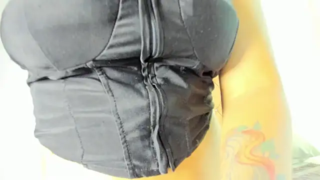 velvettangell online show from 30, 9, 2025