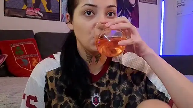 KiraQuinn1 online show from 11, 3, 2026