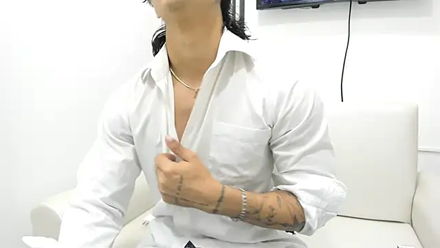 toji luxxer online show from 28, 9, 2025