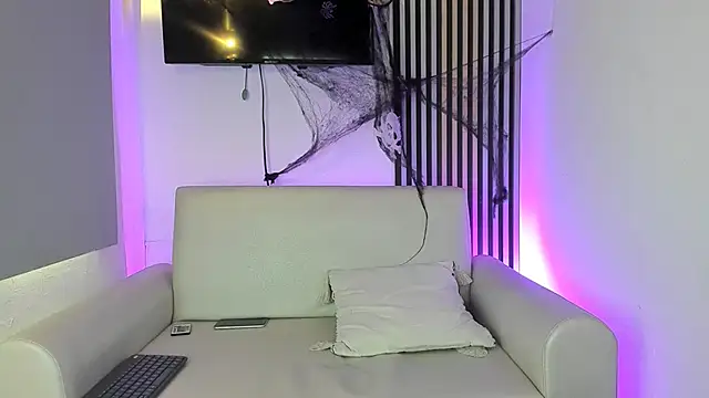 toji luxxer online show from 25, 10, 2025