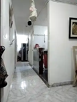 LaraStons online show from 24, 9, 2025