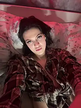 EmmaStarkk online show from 23, 9, 2025