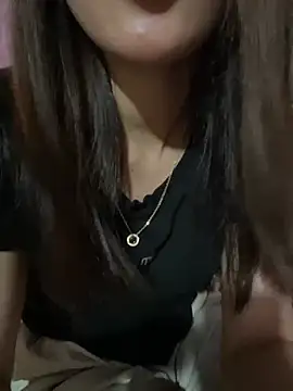 Moon pusy online show from 10, 2, 2026