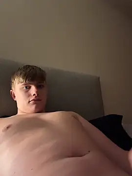 Sammyboy2211 online show from 15, 4, 2026