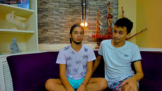 Juicy Creww online show from 24, 9, 2025
