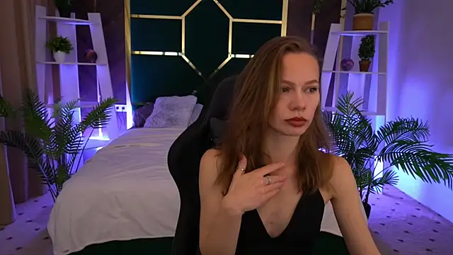 Snapshot of ShyySiren chatting on 19, 11, 2025 ShyySiren online show from 19, 11, 2025