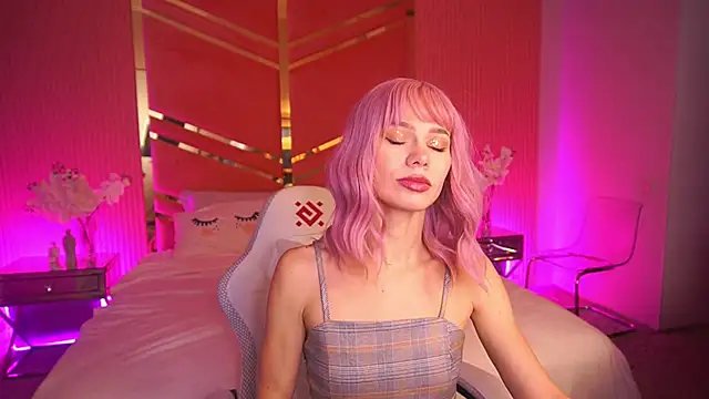 Snapshot of ShyySiren chatting on 2, 11, 2025 ShyySiren online show from 2, 11, 2025