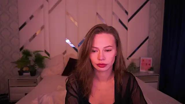 Snapshot of ShyySiren chatting on 13, 11, 2025 ShyySiren online show from 13, 11, 2025