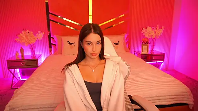CherryyLulu online show from 6, 10, 2025
