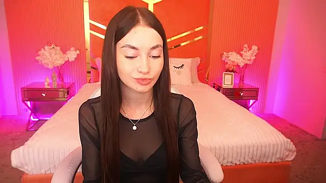 Snapshot of CherryyLulu chatting on 5, 11, 2025 CherryyLulu online show from 5, 11, 2025