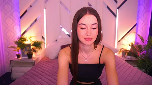 Snapshot of CherryyLulu chatting on 1, 12, 2025 CherryyLulu online show from 1, 12, 2025