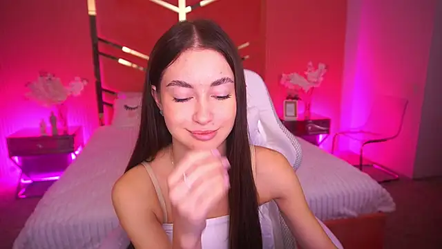 Snapshot of CherryyLulu chatting on 3, 11, 2025 CherryyLulu online show from 3, 11, 2025