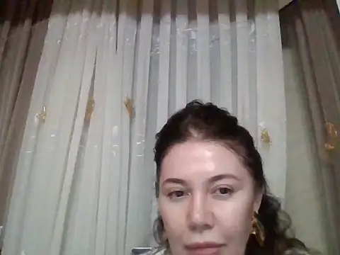 Snapshot of Lomivah chatting on 24, 10, 2025 Lomivah online show from 24, 10, 2025