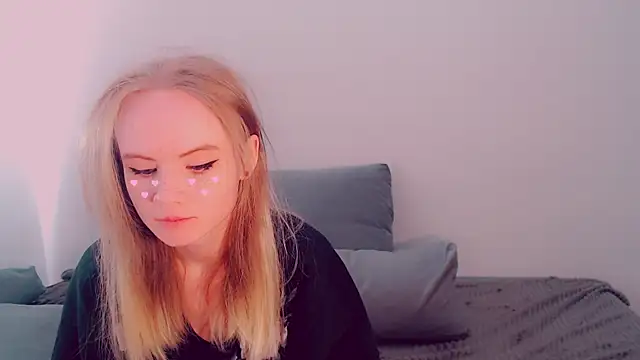 Snapshot of AliceNya_cute chatting on 28, 4, 2026 AliceNya cute online show from 28, 4, 2026