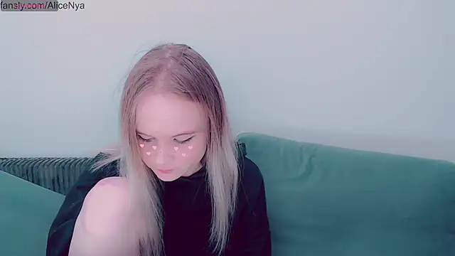 AliceNya cute online show from 26, 10, 2025